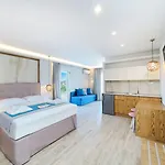 Ξενοδοχείο με διαμερίσματα Iliomagic Luxury Λιμένας