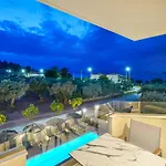 Iliomagic Luxury Ξενοδοχείο με διαμερίσματα Λιμένας