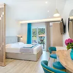 Iliomagic Luxury Λιμένας