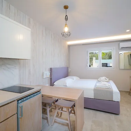 Апартхотел Iliomagic Luxury