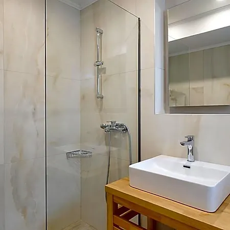 Iliomagic Luxury Aparthotel 3*