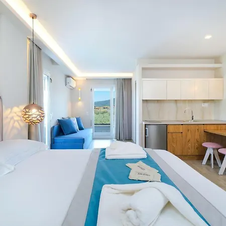 Aparthotel Iliomagic Luxury 2*