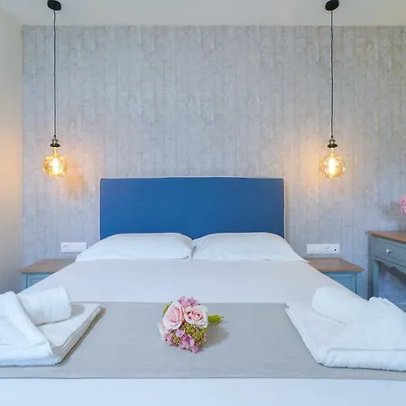 Iliomagic Luxury Lägenhetshotell 4*