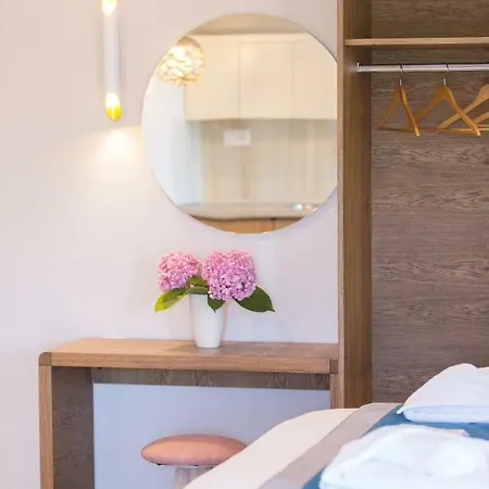 Iliomagic Luxury Апартхотел Лименас