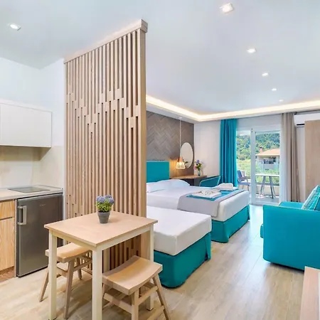 Iliomagic Luxury Aparthotel 2*