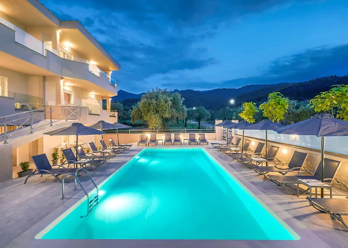 Iliomagic Luxury Hotel de apartamente 4*