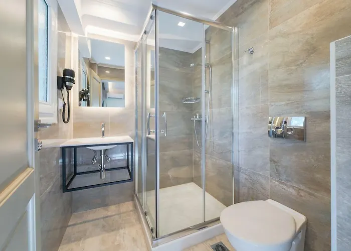 Iliomagic Luxury Apart-hotel