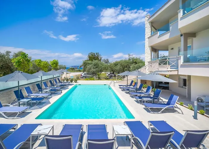 Apart-hotel Iliomagic Luxury 4*